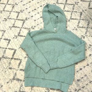 Very comfy Rachel Zoe Hooded Sweater just in time for the winter season.